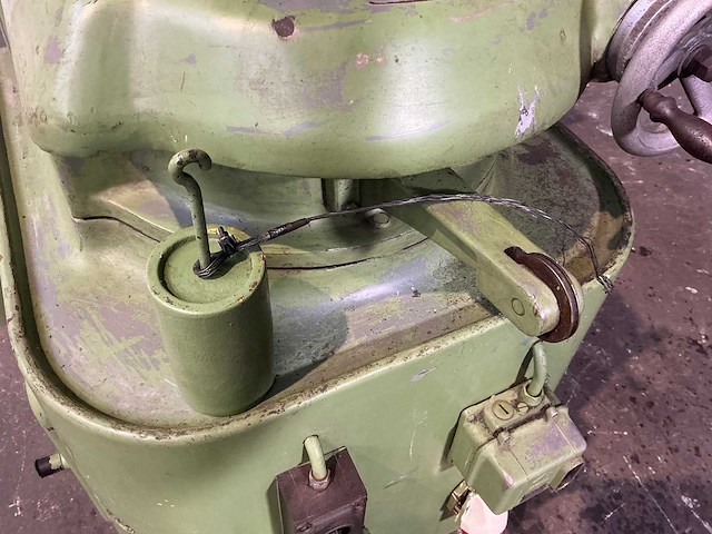 Ai hembrug - slijp- en afbraammachine - afbeelding 10 van  11