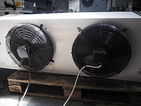 Aia - afbeelding 5 van  7