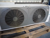 Aia - afbeelding 5 van  6