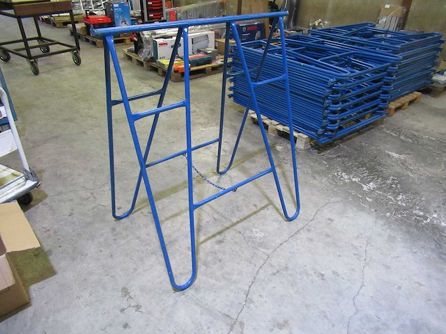 Aic - 125x114 cm - schraag (5x) - afbeelding 1 van  1