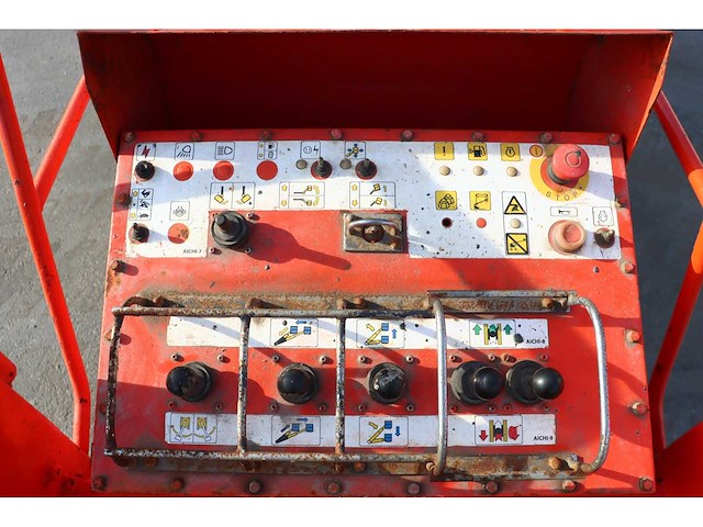 Aichi - sr18a - 20m werkhoogte, hoogwerker op rupsen - hoogwerker - afbeelding 5 van  14