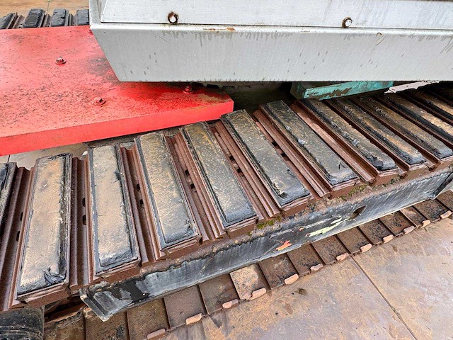 Aichi sr182 rups telescoop hoogwerker - afbeelding 10 van  11
