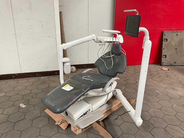 Aidec tandartsstoel - afbeelding 1 van  16