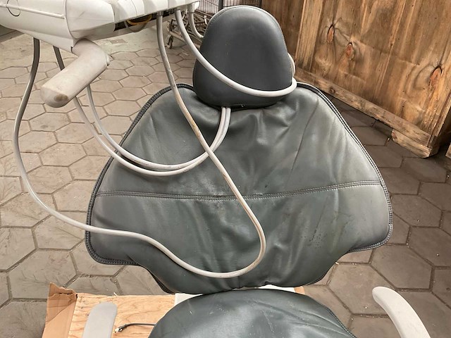 Aidec tandartsstoel - afbeelding 12 van  16