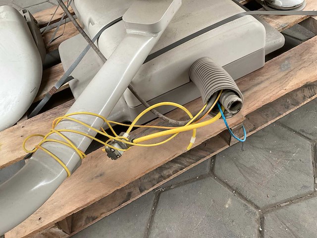 Aidec tandartsstoel - afbeelding 3 van  11