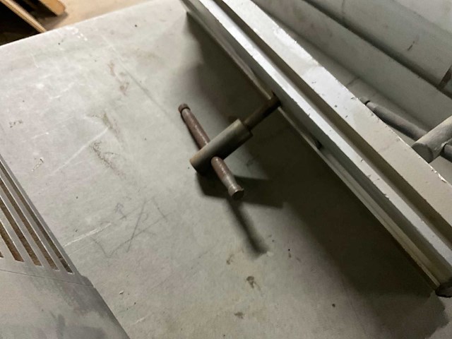 Aigner frees beveiliging (6x) - afbeelding 8 van  10