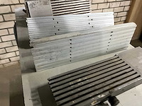 Aigner frees beveiliging (6x) - afbeelding 5 van  10