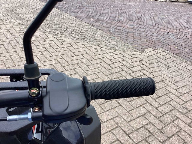 Aiii commander 200cc quad - afbeelding 7 van  17