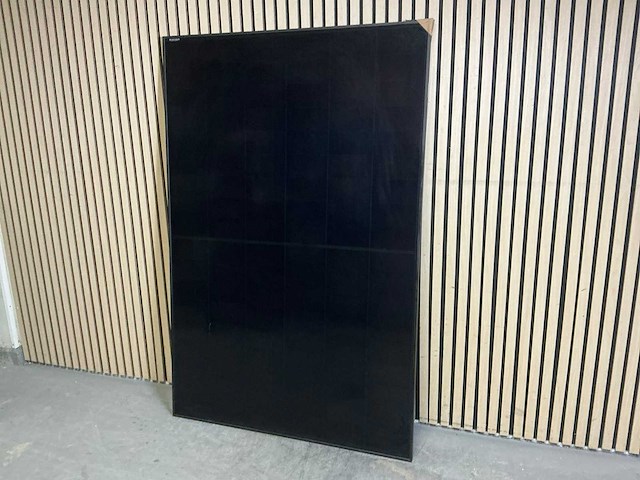 Aiko a440-mah54mb zonnepaneel (3x) - afbeelding 2 van  4