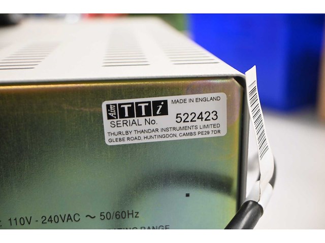 Aim tti ex752m multi-mode psu 75v/150v regelbare labvoeding - afbeelding 4 van  4