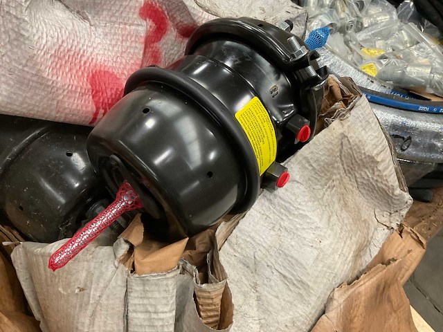 Air brake chamber (11x) - afbeelding 1 van  4