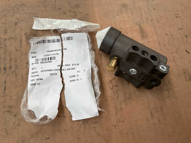 Air brake governor - afbeelding 3 van  3