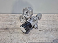 Air liquide - pressure regulator