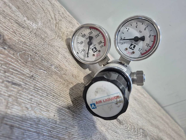 Air liquide - pressure regulator - afbeelding 1 van  4