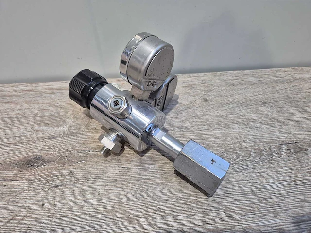 Air liquide - pressure regulator - afbeelding 2 van  4