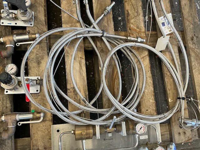 Air liquide gasverdeelunit (2x) - afbeelding 8 van  13