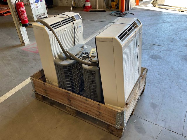 Airblue ulisse 13dci eco airconditioning (2x) - afbeelding 1 van  7