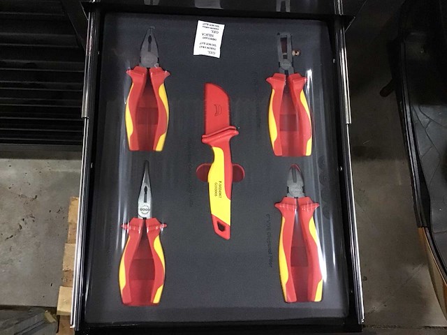 Airbus jet 14 gereedschapswagen - afbeelding 3 van  16