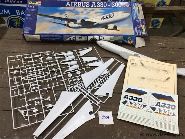 Airbus - afbeelding 1 van  3