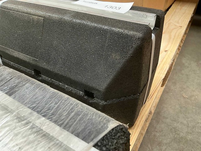 Airco base warmtepomp voet (2x) - afbeelding 3 van  4