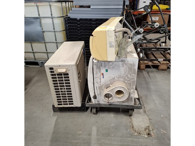 Airco binnen en buitenunit en cv ketel, o.a. panasonic en nefit - afbeelding 3 van  10