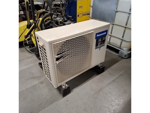 Airco binnen en buitenunit en cv ketel, o.a. panasonic en nefit - afbeelding 5 van  10