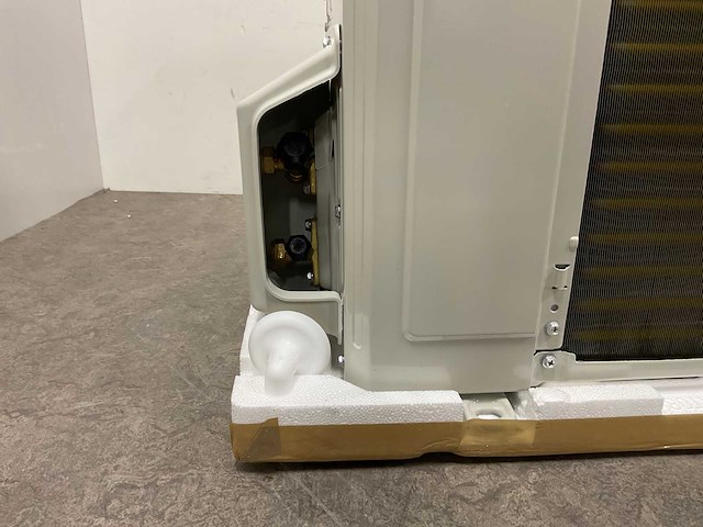 Airco split 2,7kw - wifi - 9.200 btu - tot 25m² (4x) - afbeelding 9 van  10
