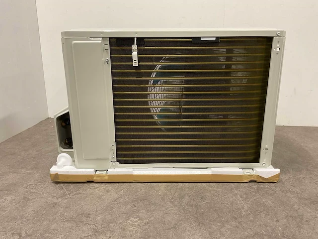 Airco split 2,7kw - wifi - 9.200 btu - tot 25m² - afbeelding 19 van  22