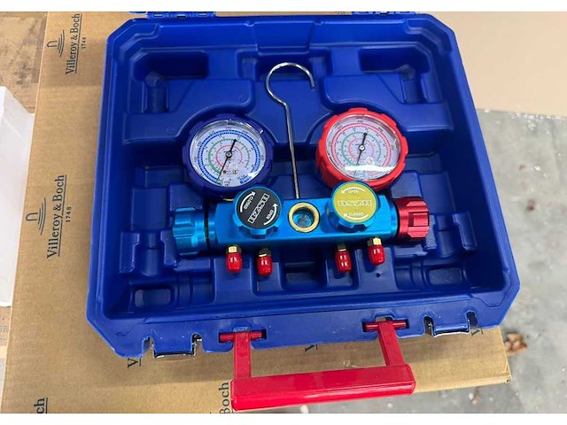 Airco test- en vulapparaat - afbeelding 1 van  4