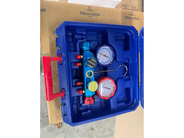 Airco test- en vulapparaat - afbeelding 2 van  4
