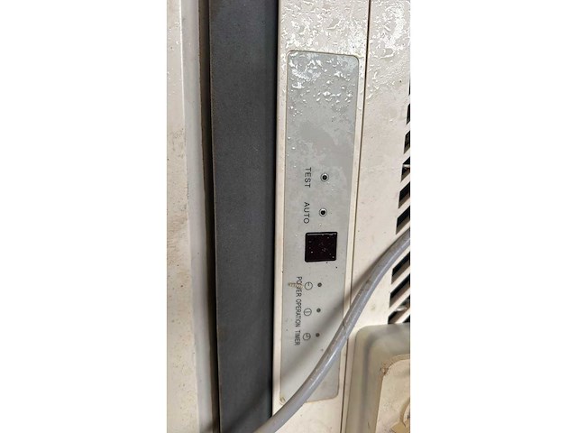 Airco unit met plafond unit - afbeelding 5 van  6