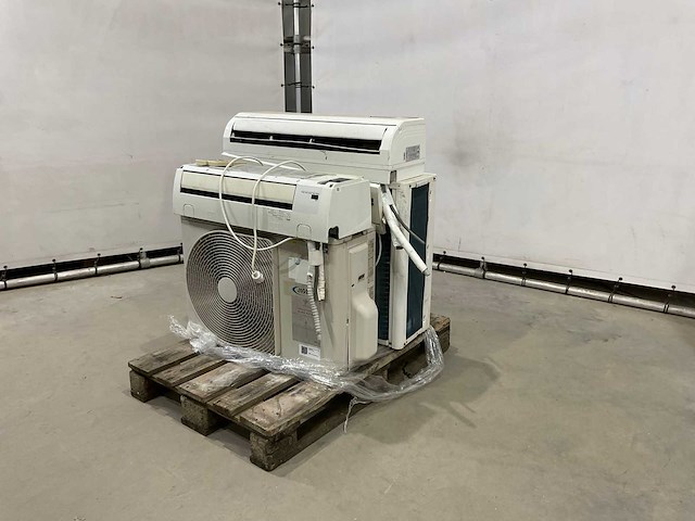 Airconditioning (2x) - afbeelding 1 van  8