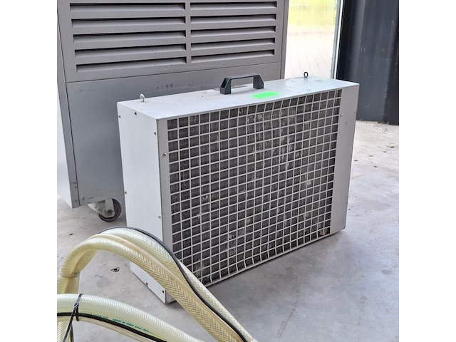 Airconditioning 7kw 230v, fral, facsw22, 2014, watergekoeld met buitenunit - afbeelding 11 van  12
