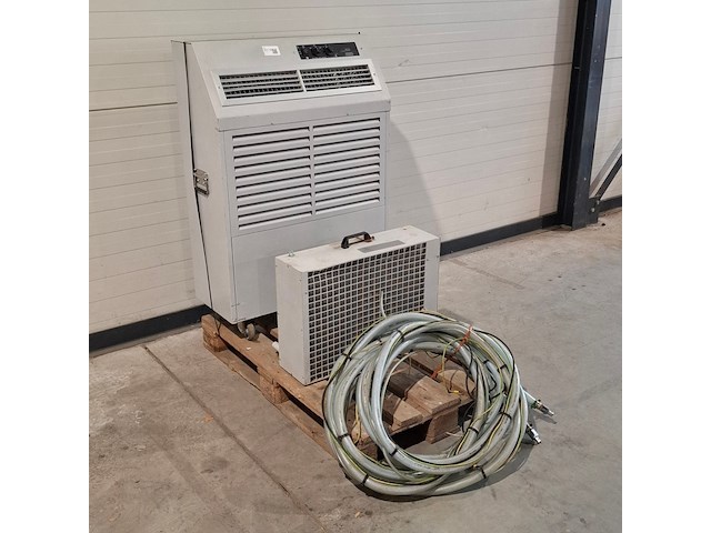 Airconditioning 7kw 230v fral, facsw22, bouwjaar 2014, watergekoeld met buitenunit - afbeelding 1 van  13