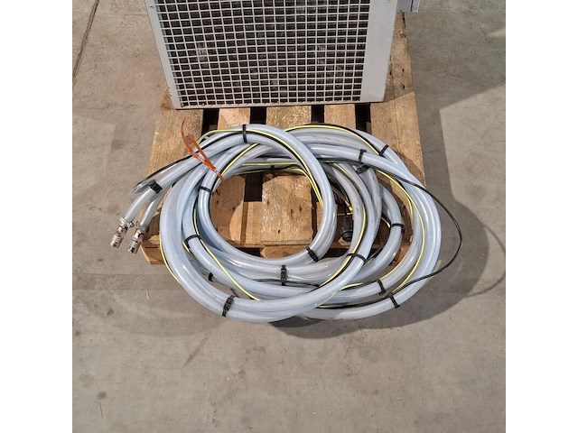 Airconditioning 7kw 230v fral, facsw22, bouwjaar 2014, watergekoeld met buitenunit - afbeelding 6 van  16