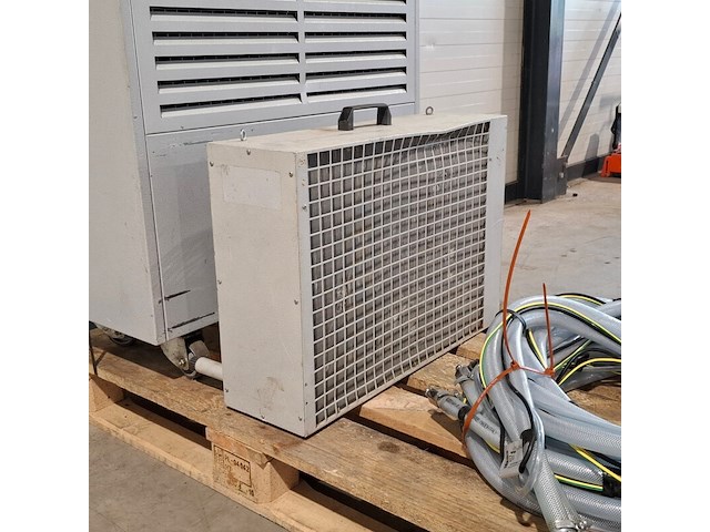 Airconditioning 7kw 230v fral, facsw22, bouwjaar 2014, watergekoeld met buitenunit - afbeelding 15 van  16