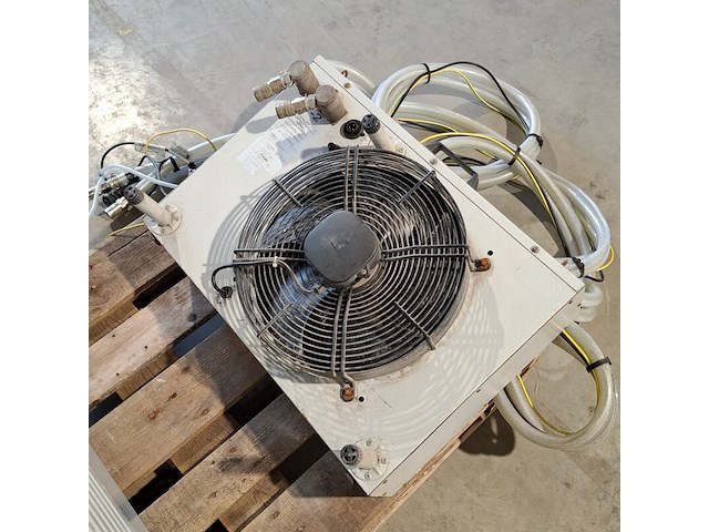 Airconditioning 7kw 230v fral, facsw22, bouwjaar 2014, watergekoeld met buitenunit - afbeelding 10 van  11