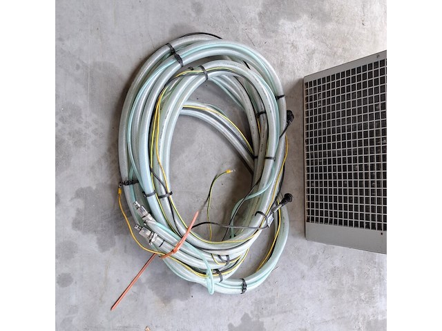 Airconditioning 7kw 230v fral, facsw22, bouwjaar 2014, watergekoeld met buitenunit - afbeelding 5 van  13