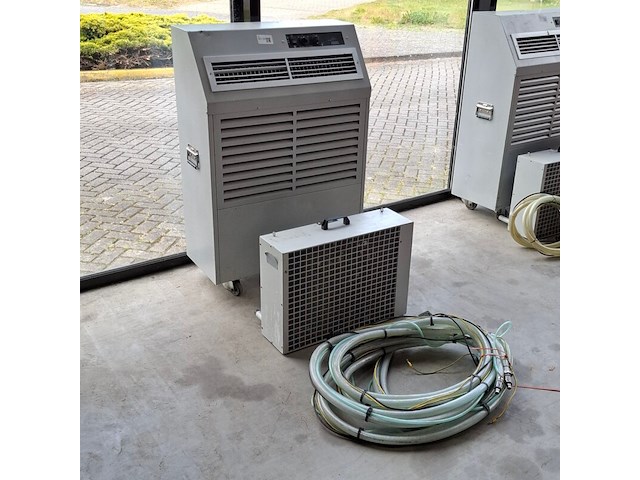 Airconditioning 7kw 230v fral, facsw22, bouwjaar 2014, watergekoeld met buitenunit - afbeelding 1 van  13
