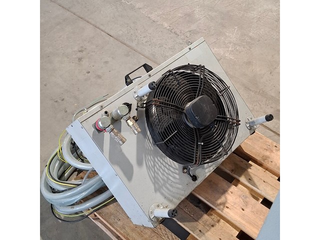 Airconditioning 7kw 230v fral, facsw22, bouwjaar 2014, watergekoeld met buitenunit - afbeelding 2 van  12