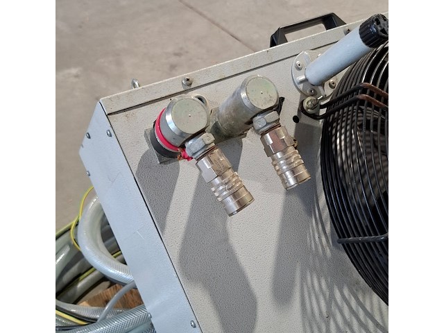 Airconditioning 7kw 230v fral, facsw22, bouwjaar 2014, watergekoeld met buitenunit - afbeelding 3 van  12