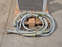 Airconditioning 7kw 230v fral, facsw22, bouwjaar 2014, watergekoeld met buitenunit - afbeelding 4 van  12
