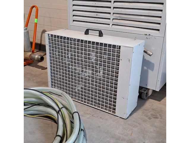 Airconditioning 7kw 230v fral, facsw22, bouwjaar 2017, watergekoeld met buitenunit - afbeelding 9 van  12