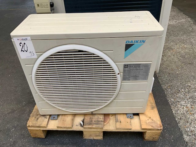 Airconditioning units (12x) - afbeelding 2 van  6