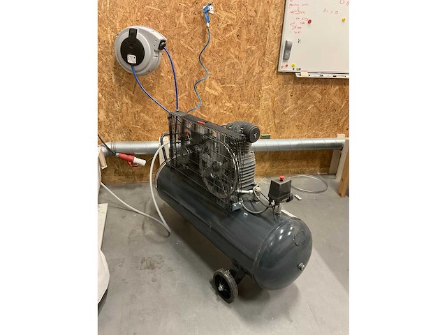 Airmec crt 152 zuigercompressor - afbeelding 3 van  8