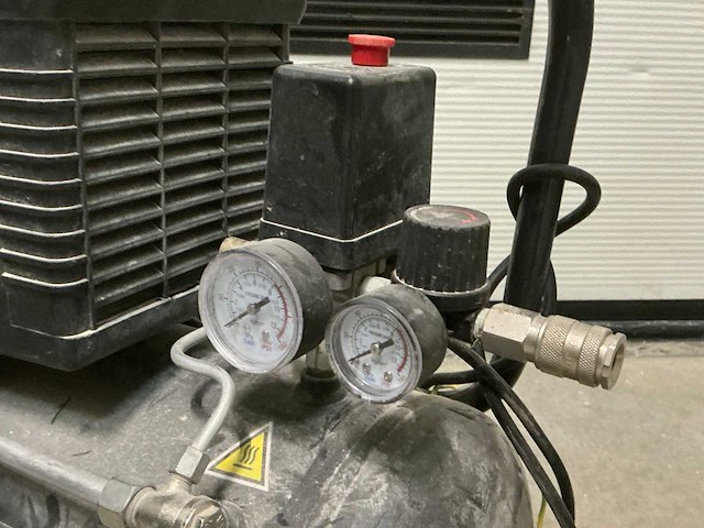 Airmec hp2 luchtcompressor - afbeelding 3 van  5