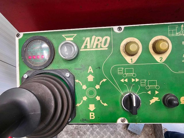 Airo - vg900 - 10.45m werkhoogte - 87 uren - hoogwerker - afbeelding 11 van  22