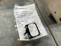 Airpax circuit breaker (2x) - afbeelding 2 van  2