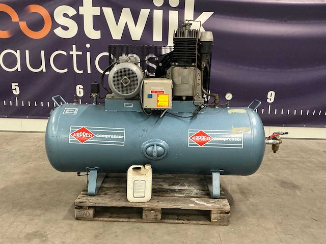 Airpress - - luchtcompressor - afbeelding 5 van  12