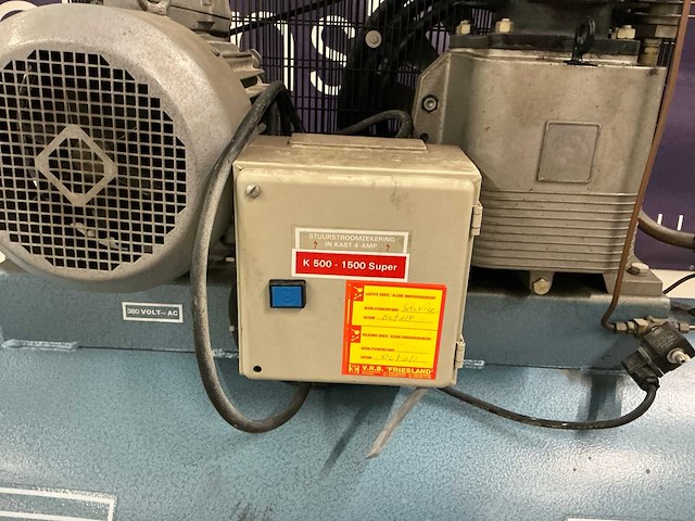 Airpress - - luchtcompressor - afbeelding 12 van  12